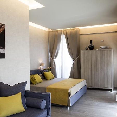 Thebed Bed & Breakfast Pescara Bagian luar foto