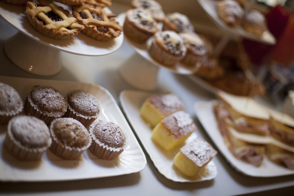 Thebed Bed & Breakfast Pescara Bagian luar foto