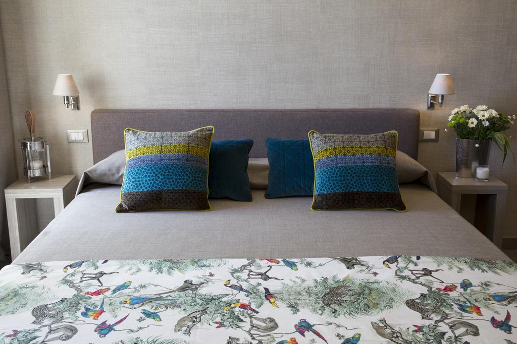 Thebed Bed & Breakfast Pescara Bagian luar foto